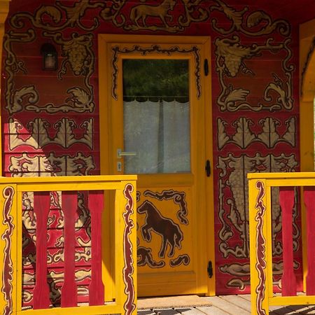 Agriturismo La Rovere - I Carrozzoni Gitani Cossano Belbo Zewnętrze zdjęcie