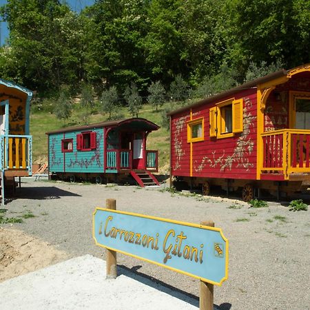 Agriturismo La Rovere - I Carrozzoni Gitani Cossano Belbo Zewnętrze zdjęcie